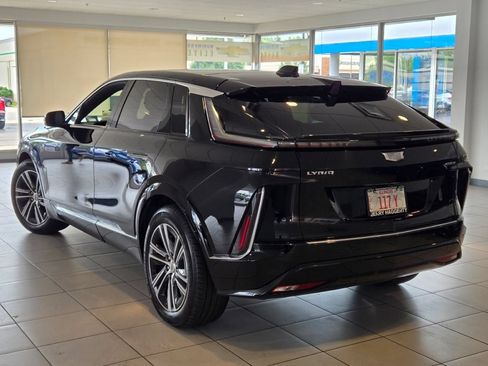 Used 2024 Cadillac Lyriq Luxury RWD image 15