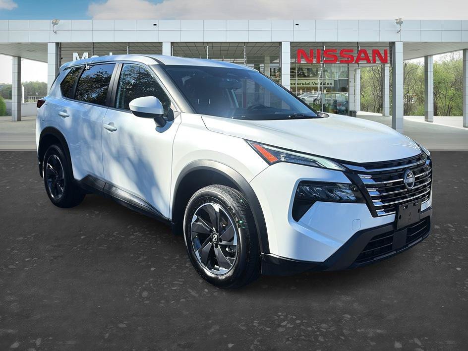 Certified 2025 Nissan Rogue SV AWD/4WD image 7