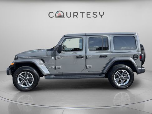Used 2023 Jeep Wrangler Sahara w/ Cold Weather Group image 5