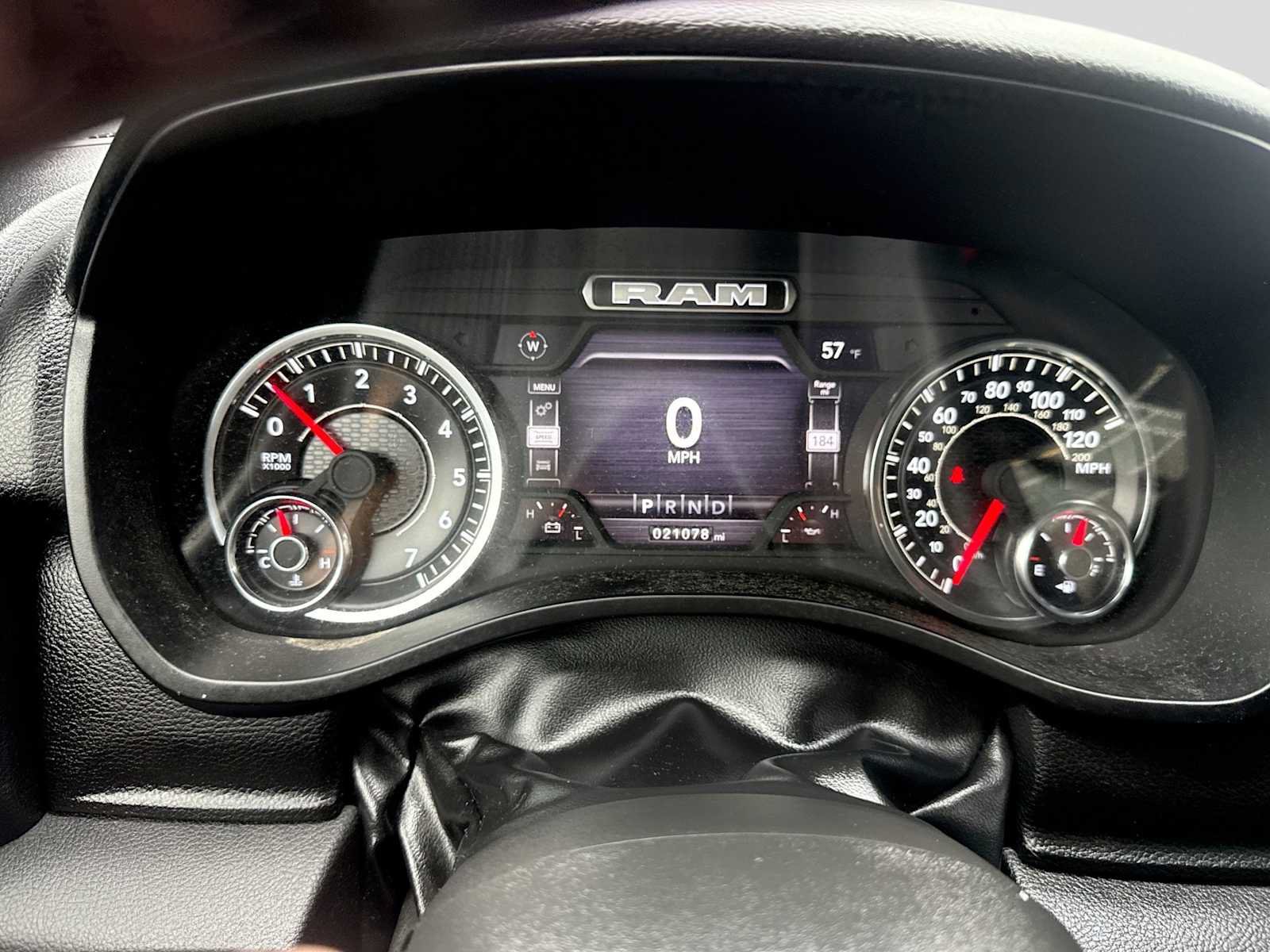 Used 2024 RAM 1500 Big Horn AWD/4WD image 32