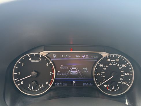 Used 2021 Nissan Altima 2.5 SV w/ SV Premium Package FWD image 35