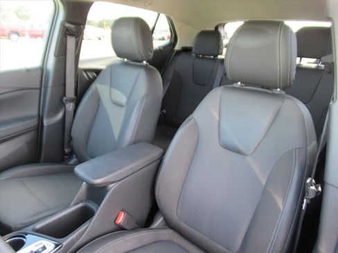 Used 2023 Buick Encore GX Select w/ Safety Package II image 16