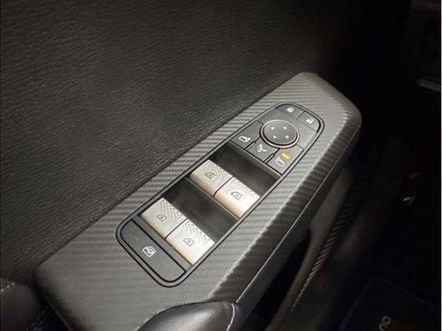 Used 2023 Mitsubishi Outlander SEL image 33