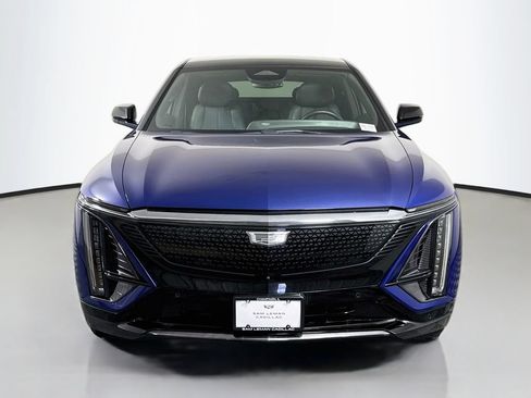 Used 2024 Cadillac Lyriq Sport RWD image 2