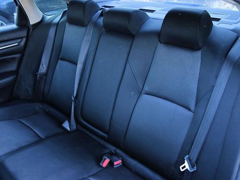 Used 2019 Honda Accord LX image 11