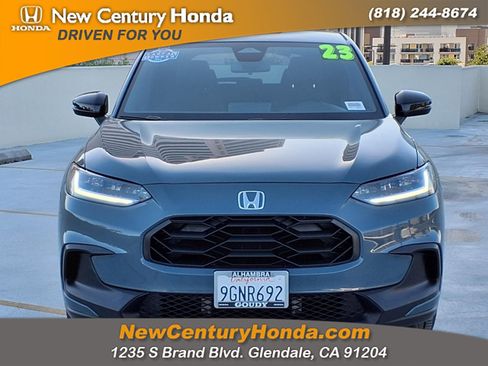 Used 2023 Honda HR-V Sport image 2