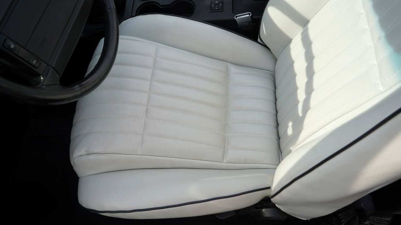 Used 1992 Ford Mustang LX RWD image 45