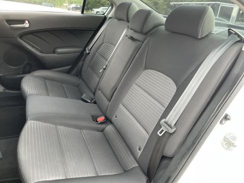 Used 2018 Kia Forte LX w/ LX Popular Package FWD image 18