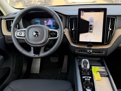 New 2026 Volvo XC60 T8 Plus w/ Protection Package Premier AWD/4WD image 10