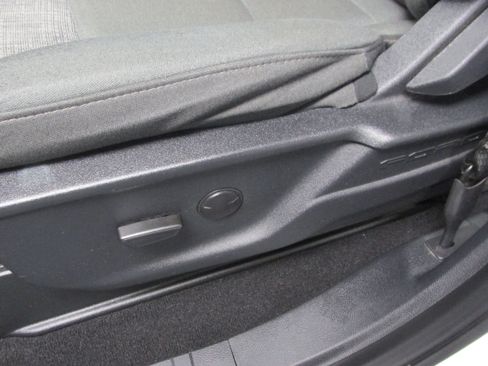 Used 2023 Ford F250 XLT w/ Snow Plow Prep Package image 27