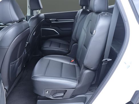 Used 2023 Kia Telluride S w/ S Sunroof Package AWD/4WD image 15