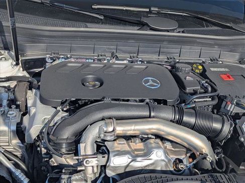 New 2026 Mercedes-Benz GLB 250 image 15
