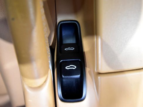 Used 2008 Porsche Boxster image 33