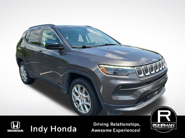 Used 2022 Jeep Compass Latitude w/ Sun and Sound Group AWD/4WD image 13