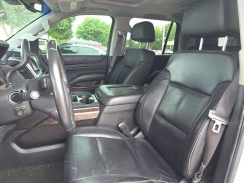 Used 2015 Chevrolet Tahoe LT w/ Luxury Package AWD/4WD image 5