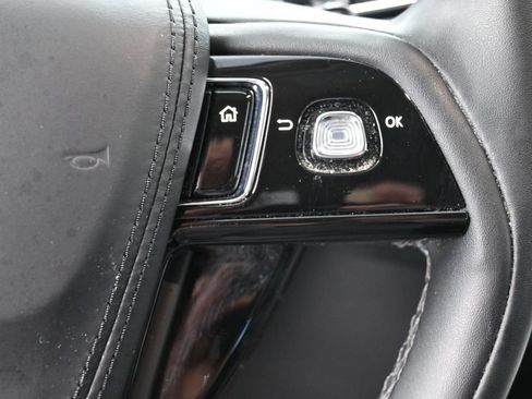Used 2023 Lincoln Aviator AWD image 47