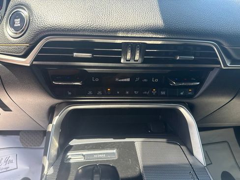 Used 2024 MAZDA CX-90 3.3 Turbo w/ Preferred Plus AWD/4WD image 28