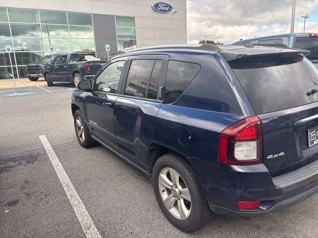 Used 2016 Jeep Compass Sport w/ Power Value Group AWD/4WD image 4