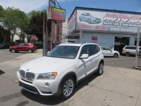 Used 2013 BMW X3 xDrive28i AWD/4WD image 2