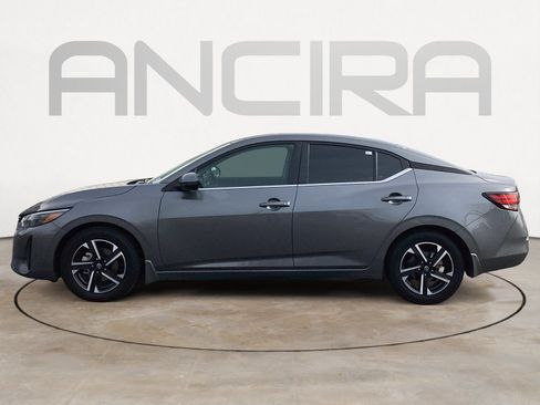 Used 2025 Nissan Sentra SV FWD image 11