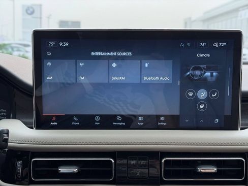 Certified 2023 Lincoln Nautilus Reserve w/ Luxury Package AWD/4WD image 39