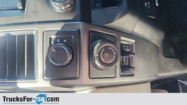 Used 2017 Ford F150 XLT w/ XTR Package AWD/4WD image 32