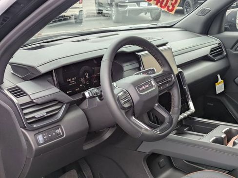 New 2026 GMC Acadia AT4 w/ Luxury Package image 14