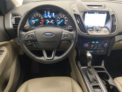 Used 2017 Ford Escape Titanium image 22