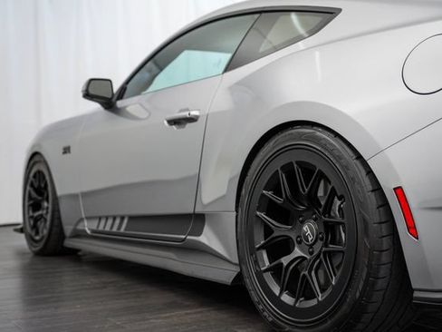 Used 2024 Ford Mustang GT Premium RWD image 28