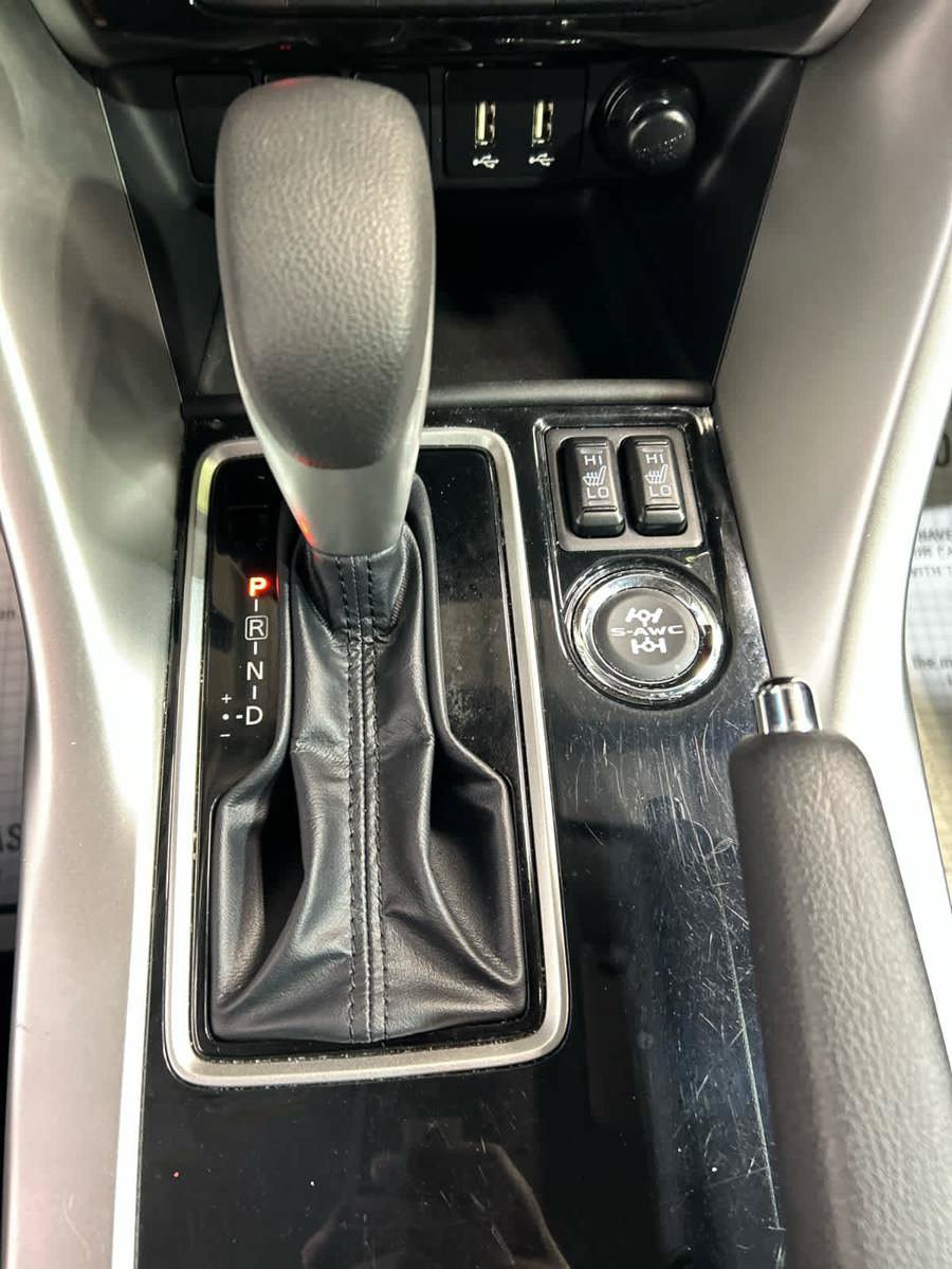 Used 2024 Mitsubishi Eclipse Cross Ralliart AWD/4WD image 6