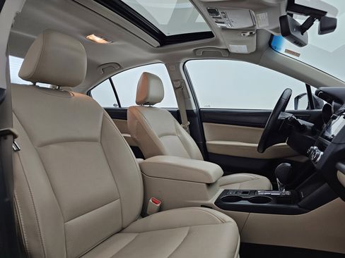 Used 2017 Subaru Legacy 2.5i Limited image 15