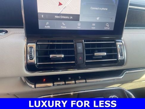 Used 2020 Lincoln Navigator L Reserve w/ Luxury Package image 24