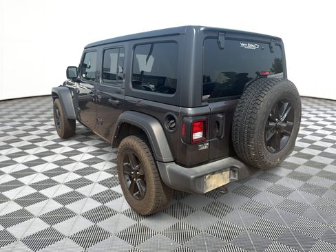 Used 2021 Jeep Wrangler Unlimited Sport AWD/4WD image 3