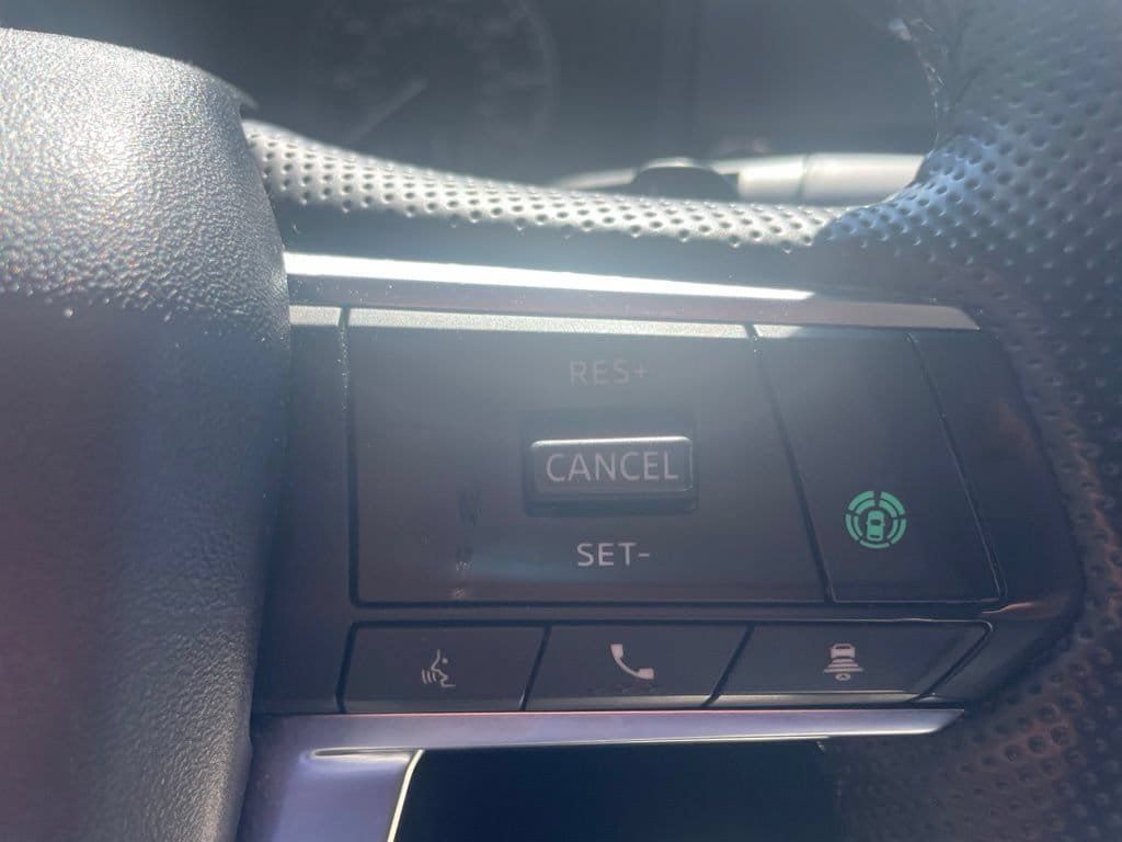 Used 2024 Mitsubishi Outlander SE FWD image 11