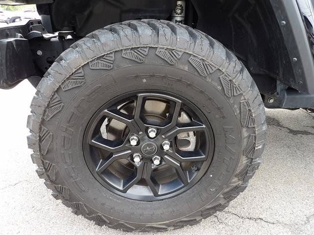 Used 2024 Jeep Gladiator Sport AWD/4WD image 10