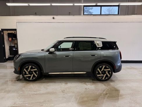 New 2026 MINI Cooper Countryman S w/ Comfort Package Max image 2