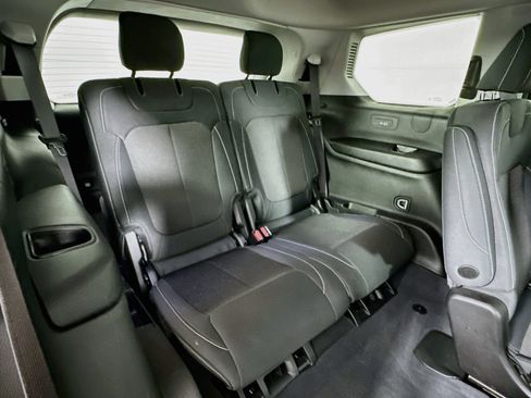 Used 2023 Jeep Grand Cherokee L Laredo w/ Luxury Tech Group I RWD image 26