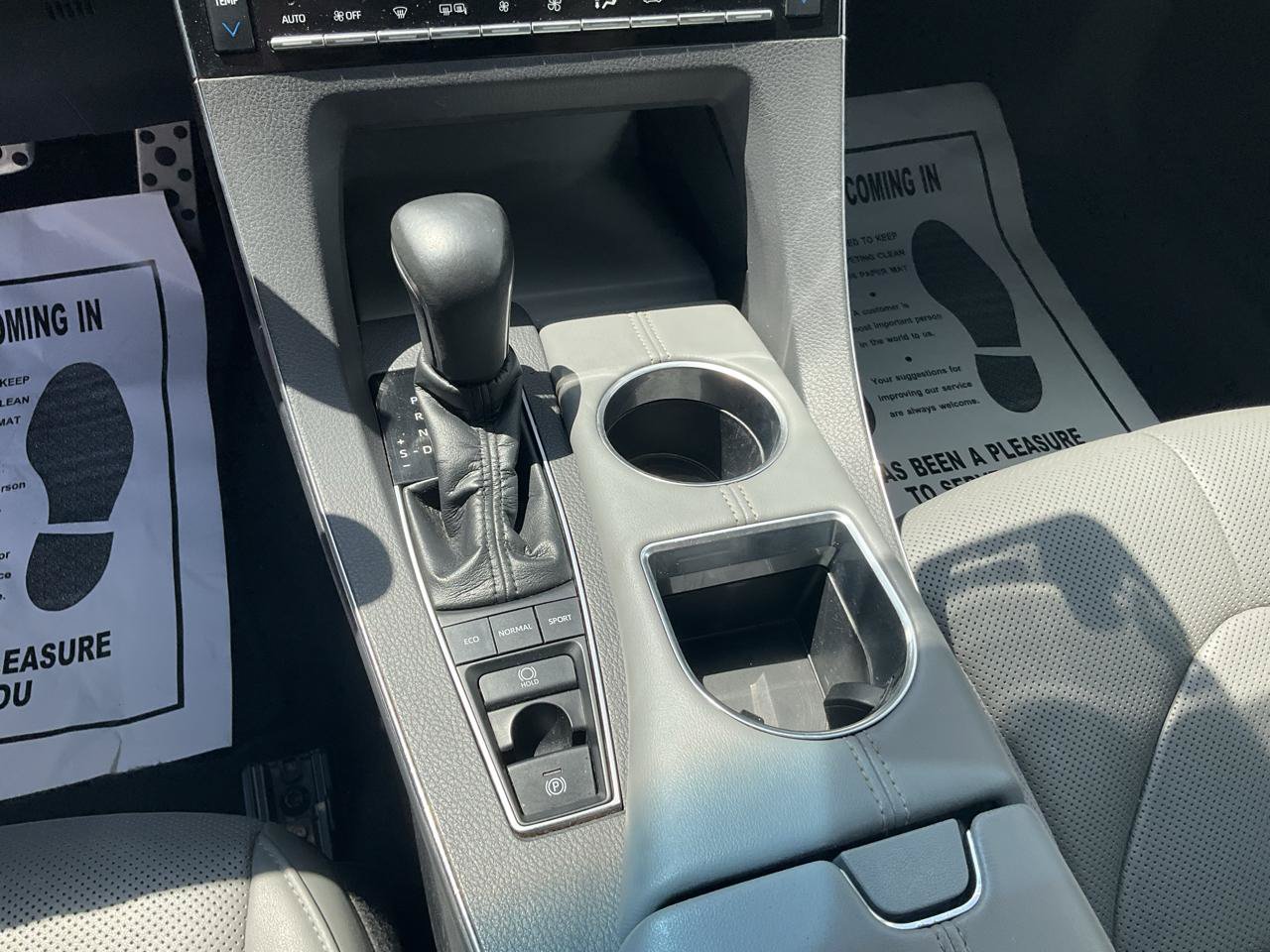Used 2019 Toyota Avalon XSE w/ Carpet Mat Package FWD image 25