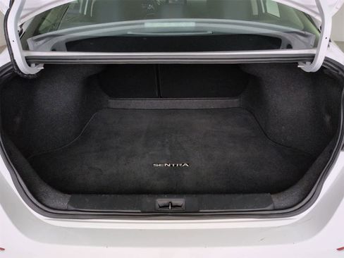 Used 2024 Nissan Sentra SV image 29