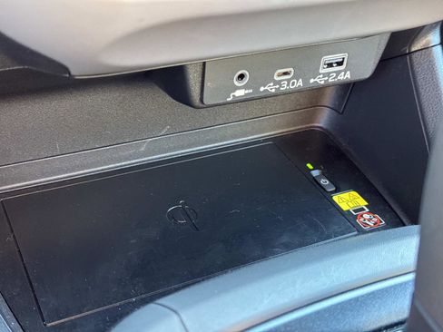 Used 2025 Subaru Crosstrek 2.5i Sport w/ Crosstrek Mirror Package image 25