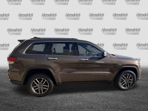 Used 2020 Jeep Grand Cherokee Limited w/ Luxury Group II image 10