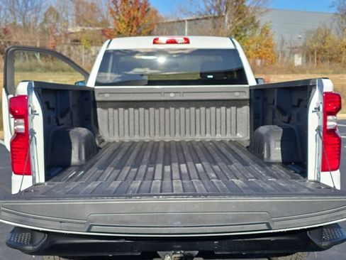 Used 2025 Chevrolet Silverado 1500 W/T w/ WT Value Package image 15