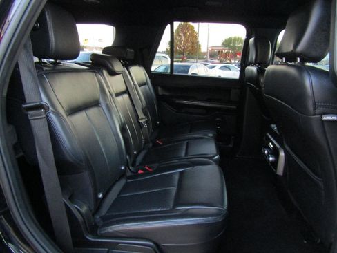 Used 2019 Ford Expedition XLT w/ Equipment Group 201A image 13