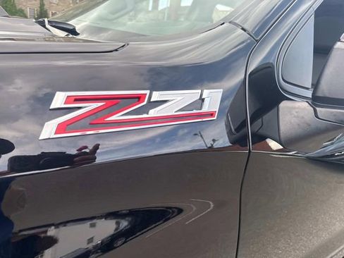 Used 2024 Chevrolet Silverado 1500 LT Trail Boss w/ LT Trail Boss Premium Package image 15