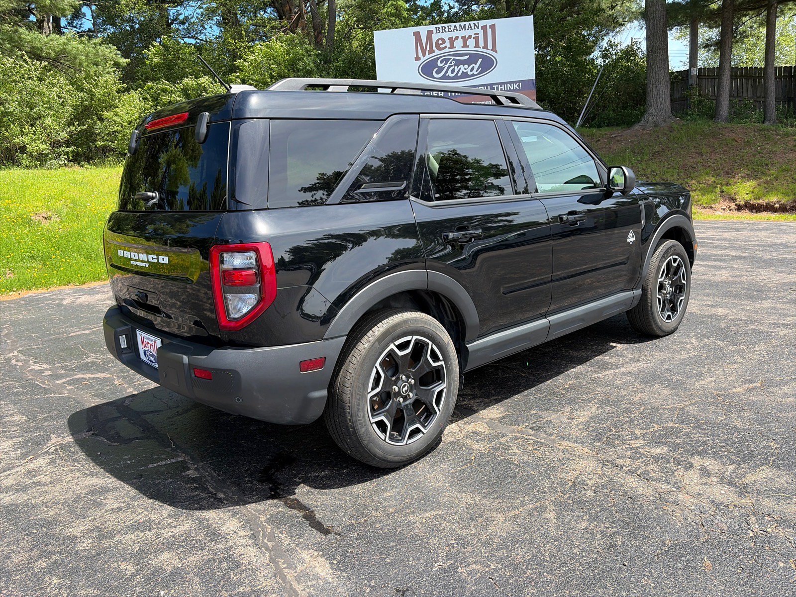 Used 2025 Ford Bronco Sport Outer Banks w/ Outer Banks Tech Package+ AWD/4WD image 6