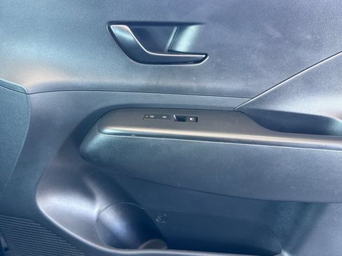 Used 2024 Hyundai Kona SEL FWD image 24