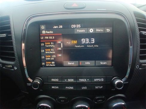 Used 2018 Kia Forte S image 16