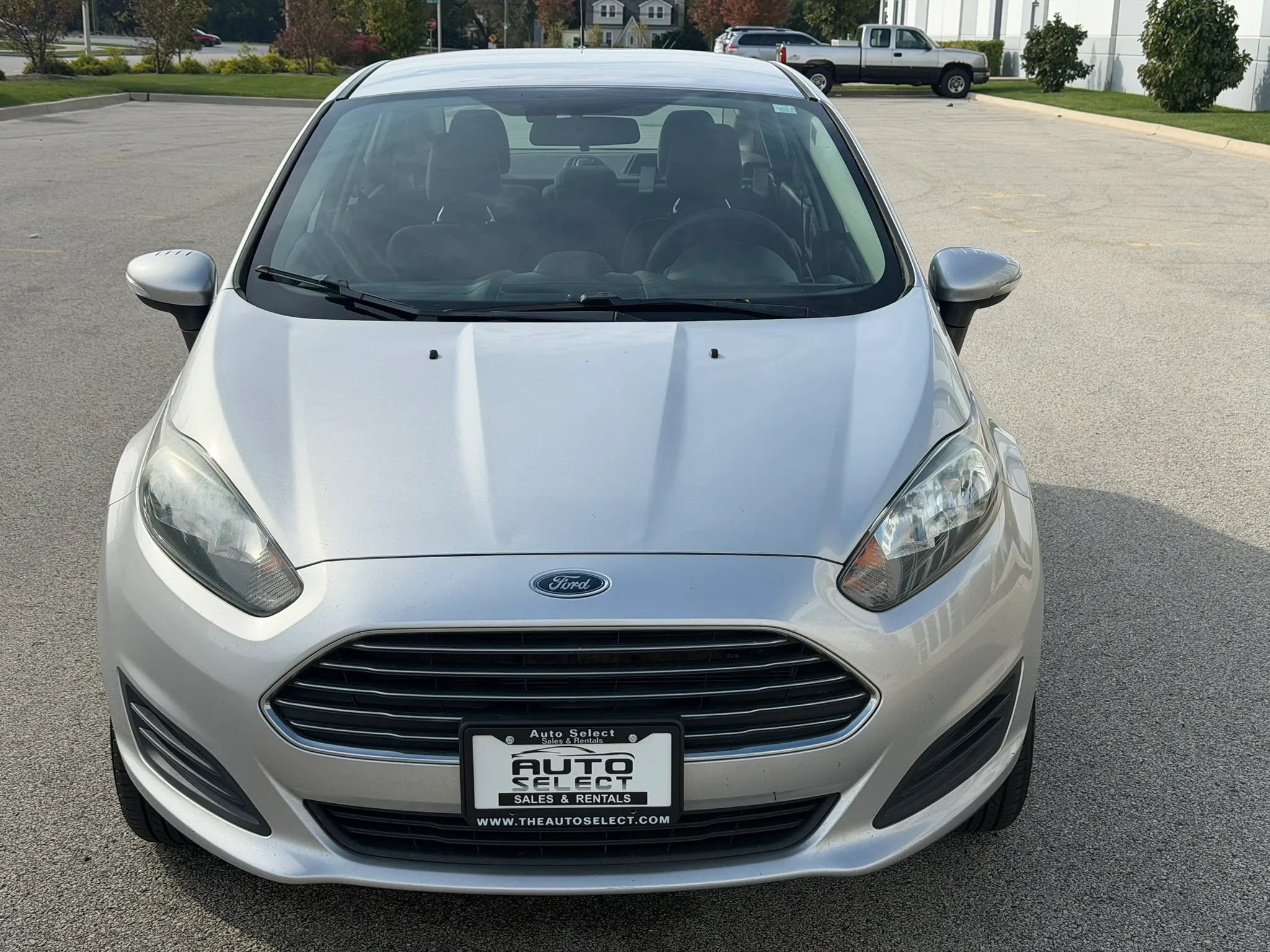 Used 2017 Ford Fiesta SE w/ Cold Weather Package FWD image 2