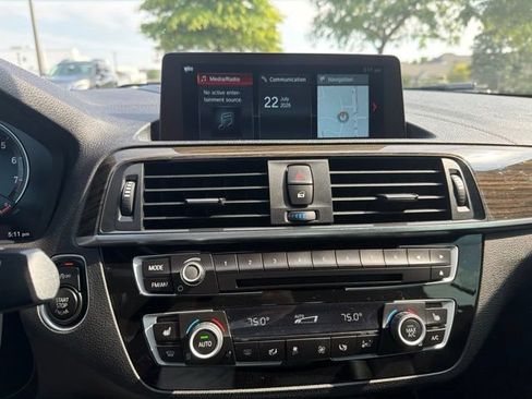 Used 2020 BMW 230i xDrive Convertible w/ Premium Package AWD/4WD image 12