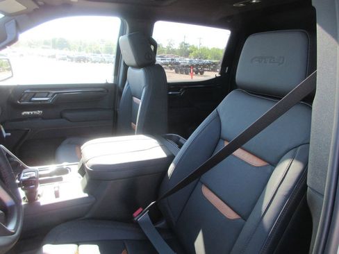 New 2026 GMC Sierra 1500 AT4 w/ AT4 Premium Package AWD/4WD image 14